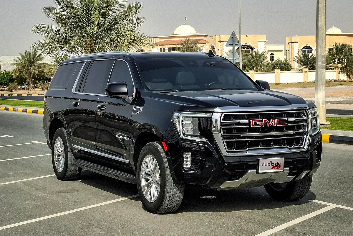 GMC Yukon 2024 — photo 1 of 15