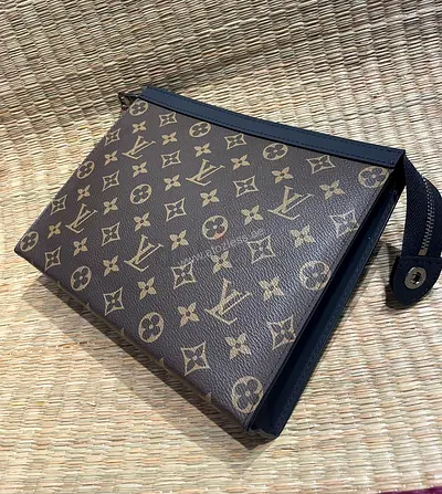 Men LV Hand Bag