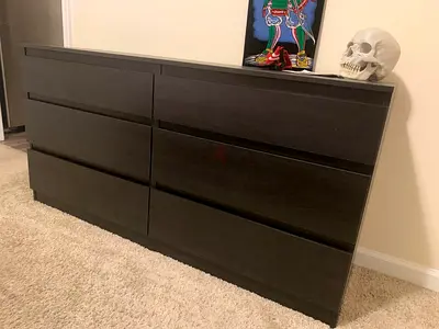 Modern Dresser with Sleek Design