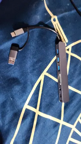 USB Hub with Multiple Ports android iPhone type c samsung