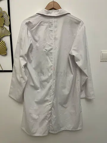 Stylish White Button-Up lab coat