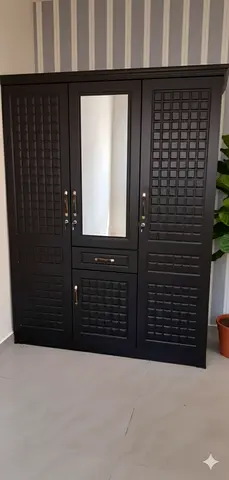 Brand new 43oor wardrobe available