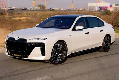 BMW 735i M SPORT INDIVIDUAL || 2026 || FULLY LOADED || UNDER WARRANTY || LIKE NEW CONDITION