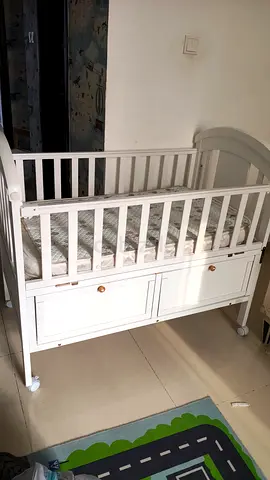 Baby cot