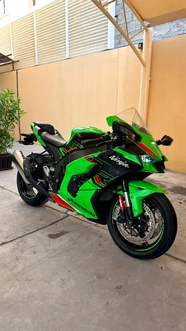Kawasaki Ninja Zx10r 2024 -1950km Only KRT Edition-Under Warranty