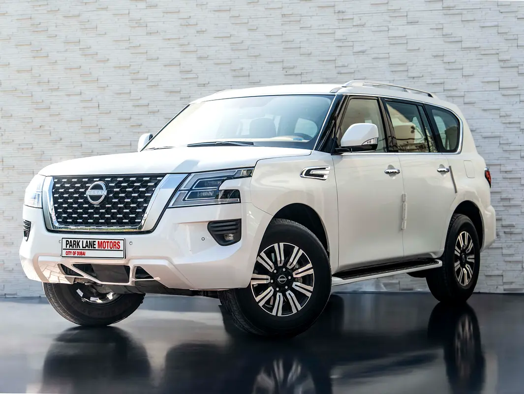 Nissan Patrol 2024 — photo 1 of 18