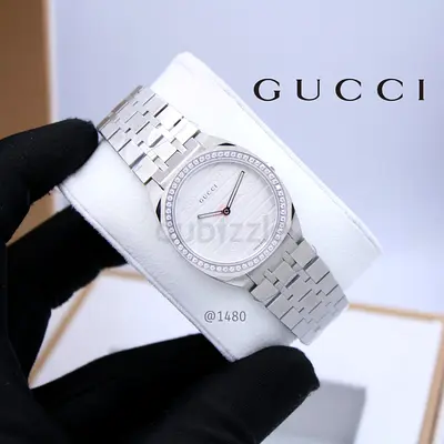 GUCCI 25H watch