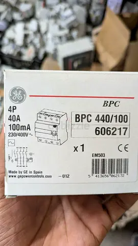 GE ELCB 4Pole 40/100mA Circuit Breaker - 40A, 100mA