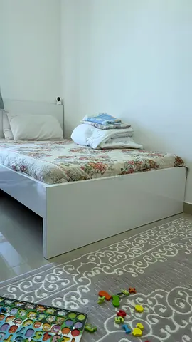 Single bed  120x200 cm