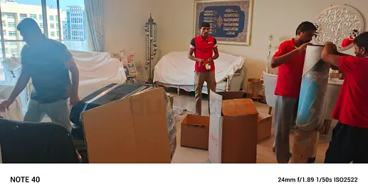 Dubai self storage cheap price moving shifting packing service