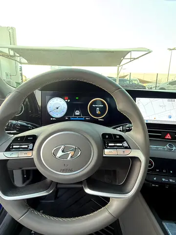 صورة مصغرة 8 لـ 2023 Hyundai ELANTRA