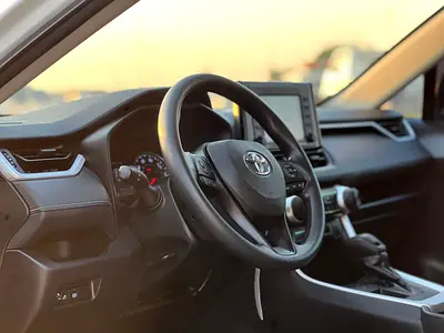 2021 Toyota RAV 4 缩略图 18