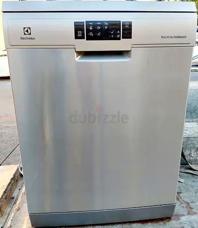 New Model Electrolux Three Rack Dishwasher 15 Place Settings