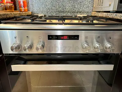 Siemens HX8P3AE50M  4-Burner Freestanding Gas Cooker (60 x 60 x 85 cm)
