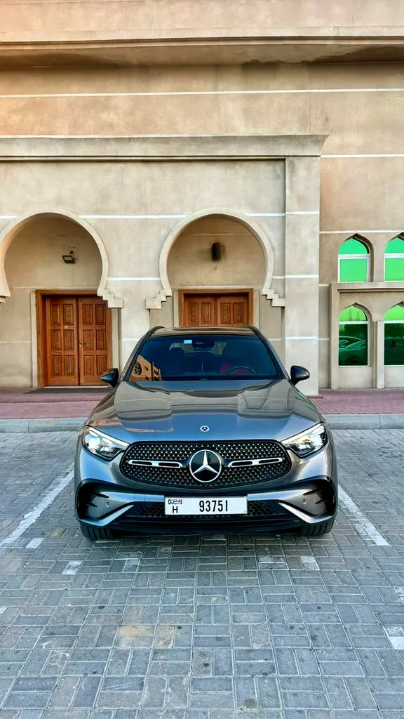 Mercedes-Benz GLC-Class 2023 — photo 1 of 10