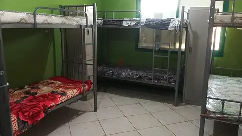 Bed space available for rent