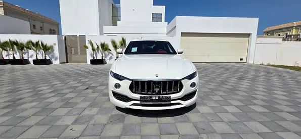2022 Maserati LEVANTE — миниатюра 4