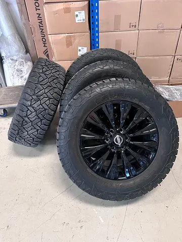 Nissan Patrol 20” rims and tyres x 4
