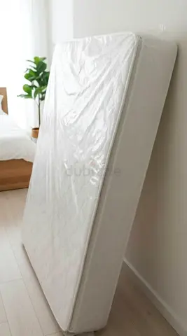 Brend New Queen size 160x200 spring Top memory foam matress Available 28 cm thikniss