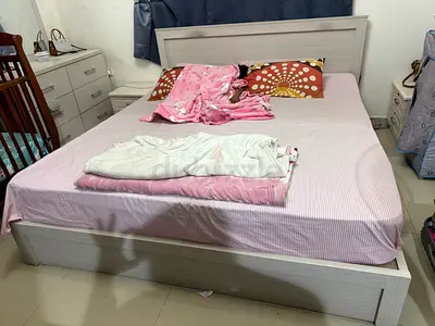 Bedroom set