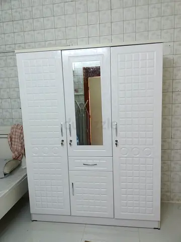 Stylish White Wardrobe with Mirror
