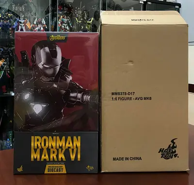 Hot Toys Iron Man Mark VI Figure (Diecast)