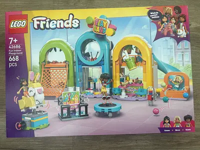 BARGAIN BRAND NEW LEGO 42686 FRIENDS FUN INDOOR PLAYGROUND