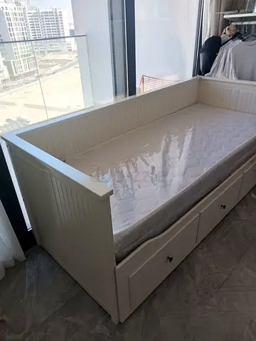 Ikea hemnes daybed frame with underneath storage drawers with mattresses in good condition