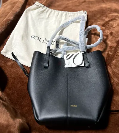 حقيبة أصلية للبيع ، Original branded Bag for sale