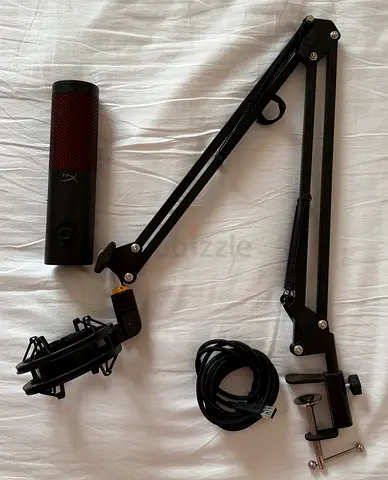 HyperX QuadCast 2 with adjustable desk boom arm