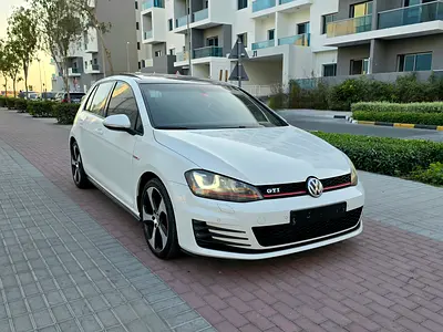 Volkswagen Service History / 2 Keys | Volkswagen GTI 2015 GCC Specifications ( Single Owner )