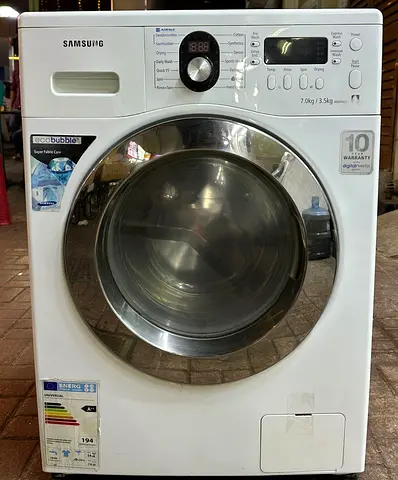 Samsung washer dryer good condition price 700