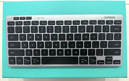 UGREEN Wireless Keyboard 3 Device Bluetooth2.4G Slim Silent Keyboard - Like New