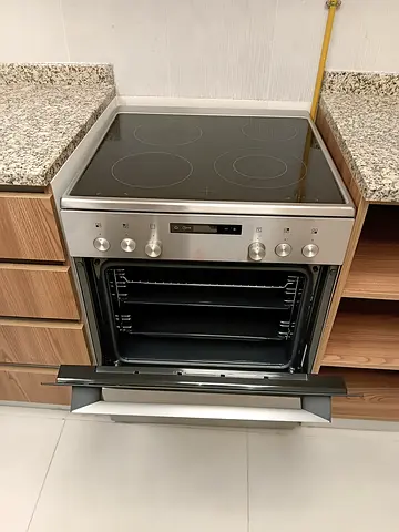 Siemens 60cm latest model Electric cooker