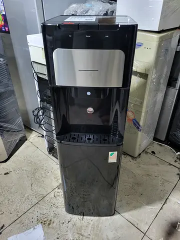 Bottom load water dispenser