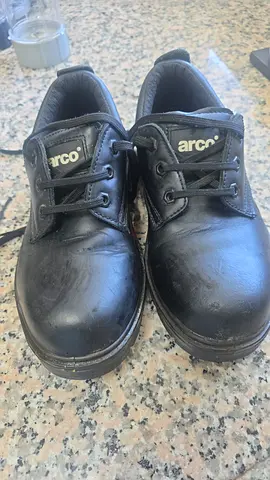 Safety shoes for sale
