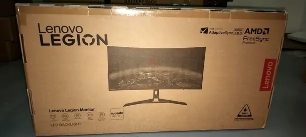 Lenovo Gaming PC curve monitor