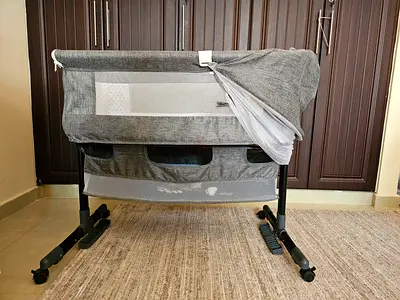 Baby Bassinet for Comfortable Sleep +  separate mattress bought alone