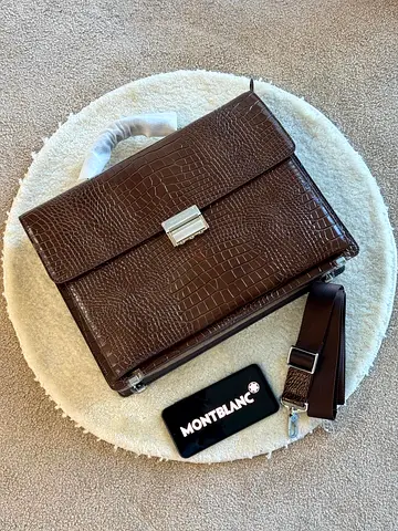 Montblanc Leather Bag in Excellent Condition