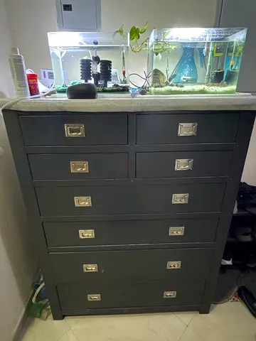 Storage cabinet