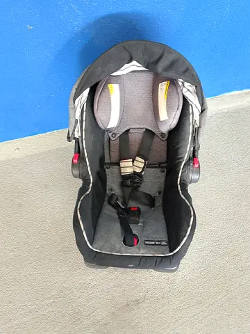Graco Infant Car Seat in Good Condition
