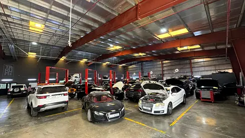 Premium Multi-Brand Luxury Automotive Workshop  Showroom