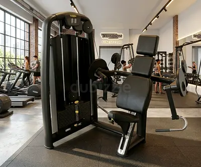 جهاز Selection Arm Curl من Technogym