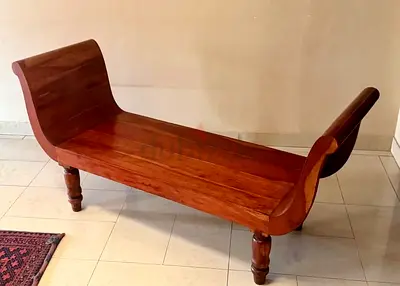 Traditional Wooden Chaise Lounge