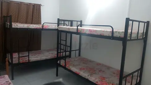 Ladies bed space available in karama (only for kerala)