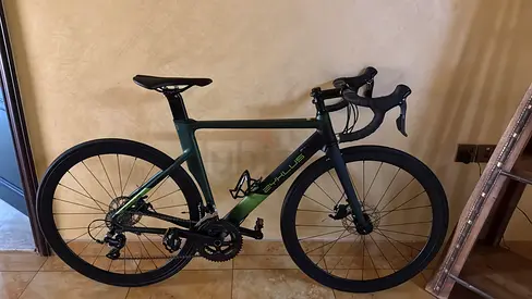 Zyklus Aero Road Bike