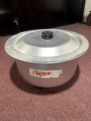 Large Cooking pots for sale