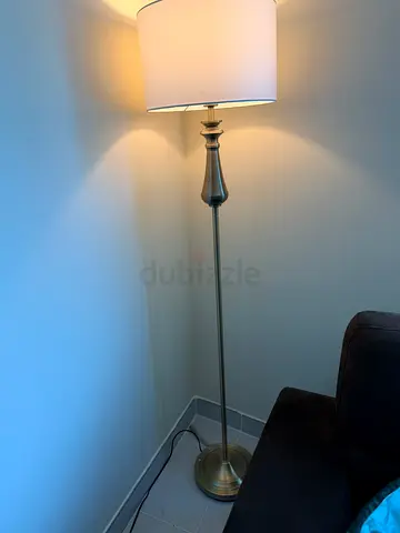 Stylish Floor Lamp for Cozy Ambiance