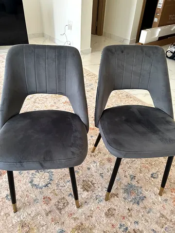 Set of Two Modern Dining Chairs in Grey