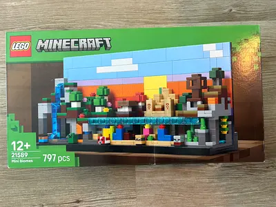 BARGAIN BRAND NEW LEGO 21589 MINECRAFT MINI BIOMES